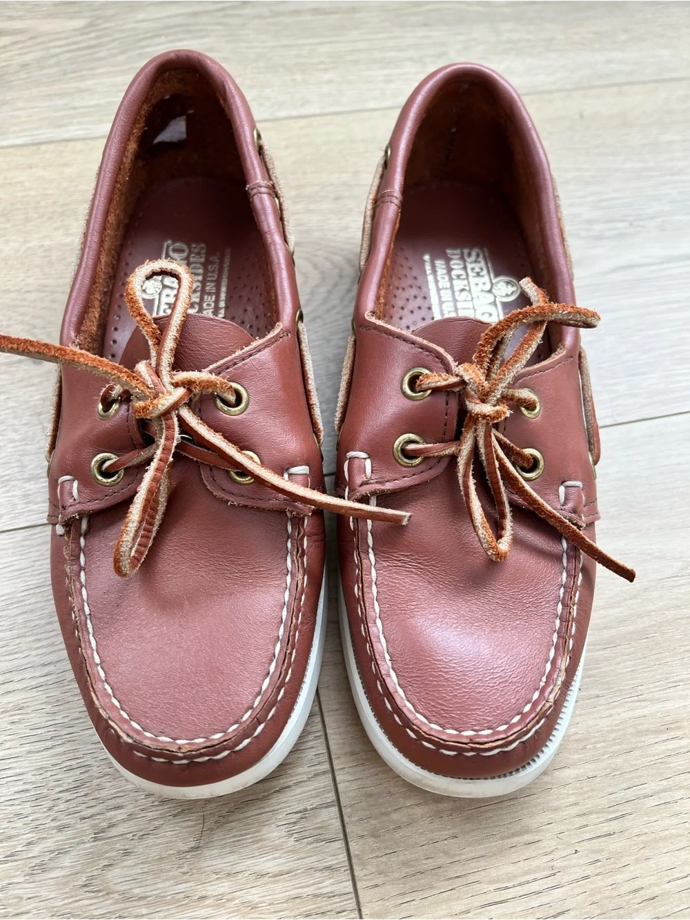 Sebago Docksides Brown Leather Boat Shoes with White Sole, size 6M